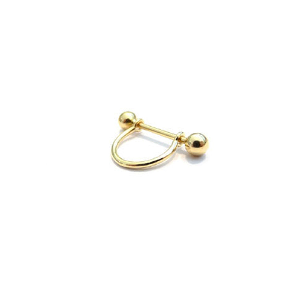 goldenes-nippelpiercing-brustwarzenpiercing-bügel-seitlich-gelbgold