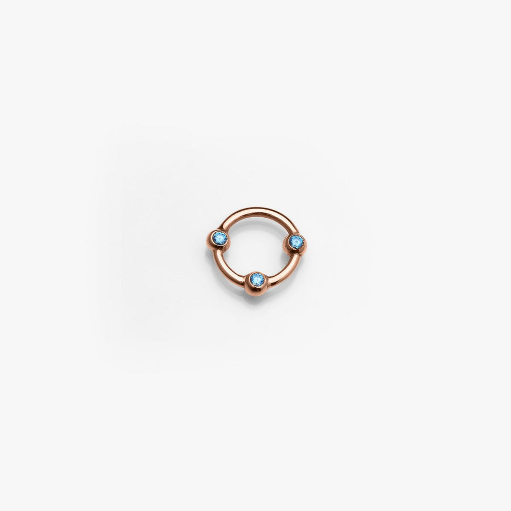 Body Gold Piercingschmuck Intim/Brustschmuck Goldener Ring für das Klitorisvorhautpiercing horizontal  mit drei Zirkonia Kugeln in 18 kt Rosé Gold