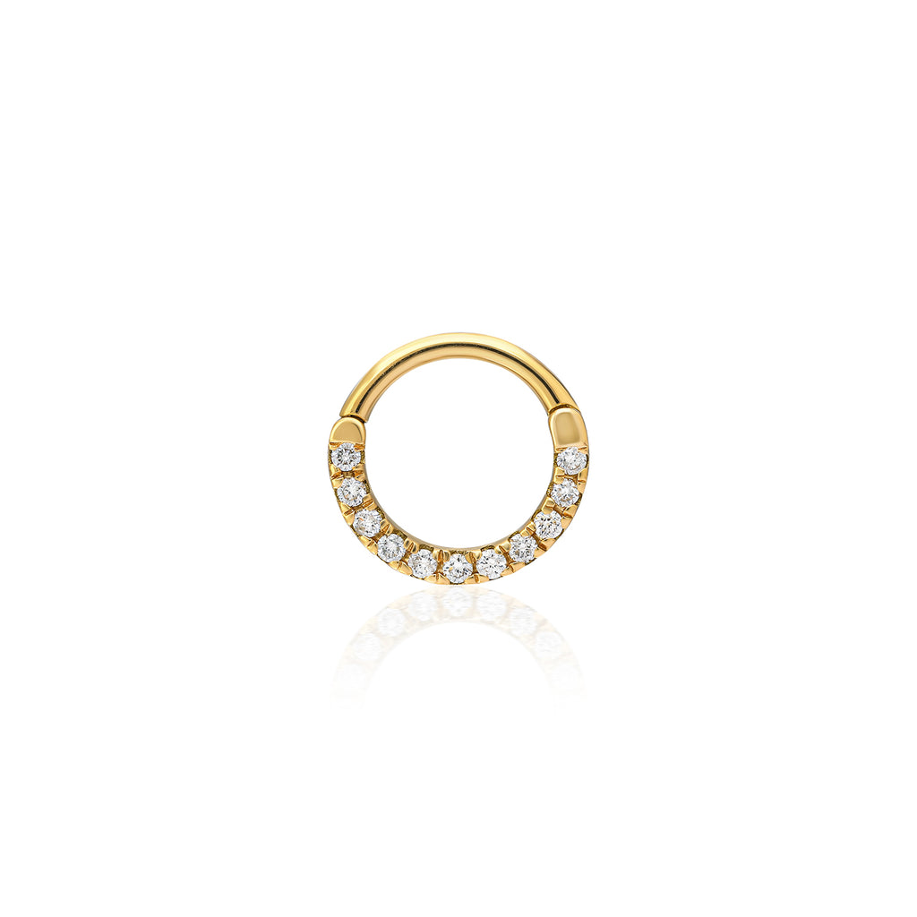 Ohrpiercing18ktgoldmitBrillanten 